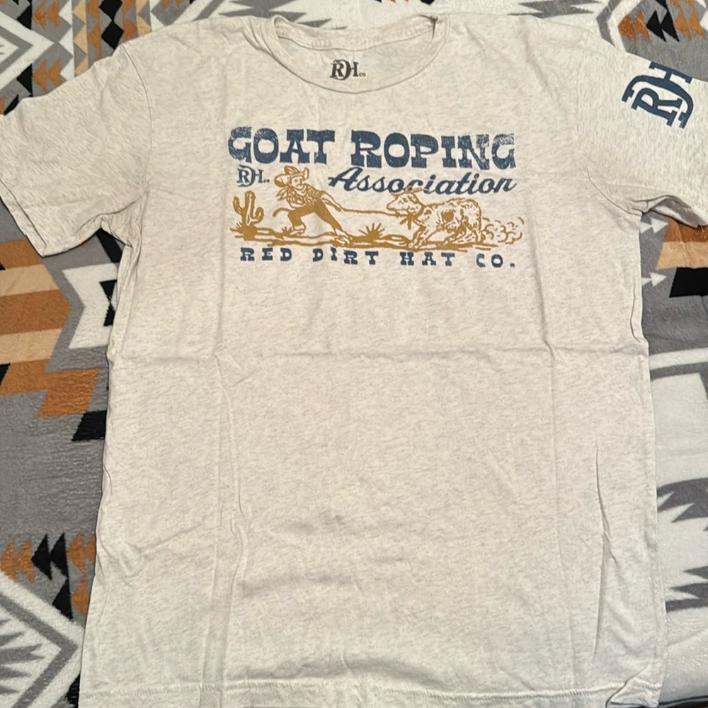 Red Dirt Hat Co Tee-Shirt Size M